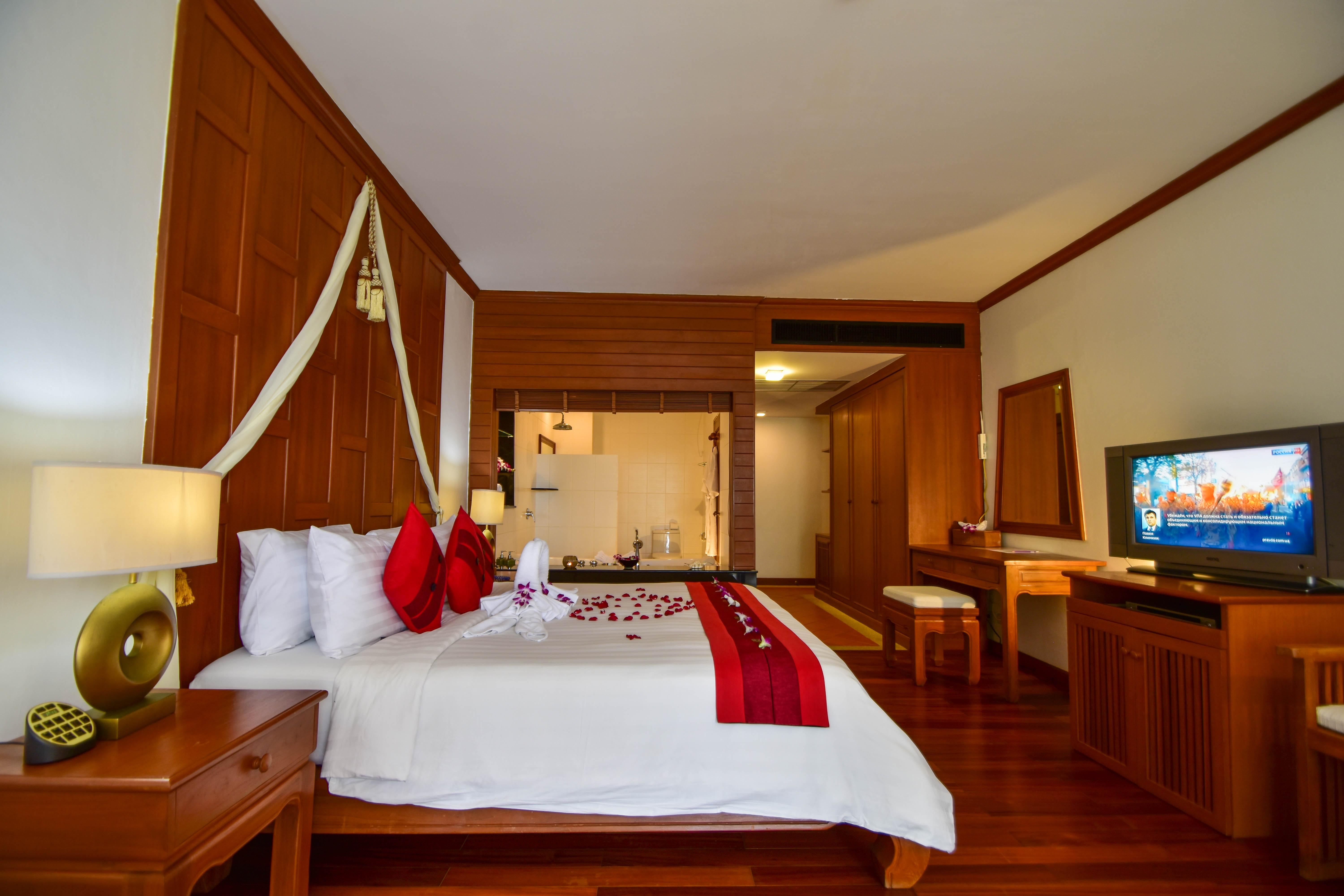 Layalina Hotel Kamala Beach Exterior photo